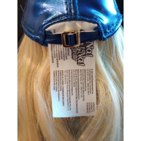 Na Na Na Surprise Erika Featherton Glam Series 2 Patriotic 7.5" Fashion Doll - Picture 9 of 13